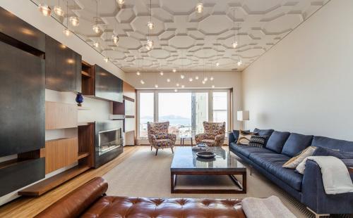 Современная отделка потолков в квартире. Основные правила оформления потолка