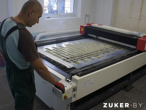 Гнём оргстекло в домашних условиях. Несколько принципов работы с оргстеклом 21 Гнём оргстекло в домашних условиях. Несколько принципов работы с оргстеклом 21