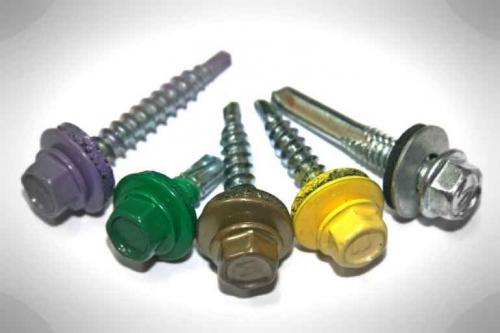 Как крутить саморезы в гипсокартон. Как вкручивать саморезы в гипсокартон, чтобы не испортить его