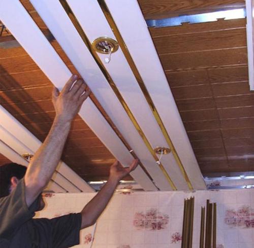Как сделать реечный подвесной потолок своими руками. Основные правила выбора и монтажа