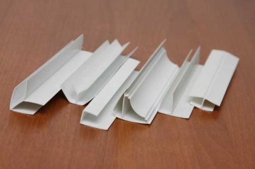 Как сделать потолок из панелей ПВХ в картинках. Потолок из панелей ПВХ своими руками: обзор конструкции, советы, как крепить и порядок действий при монтаже (125 фото + видео)