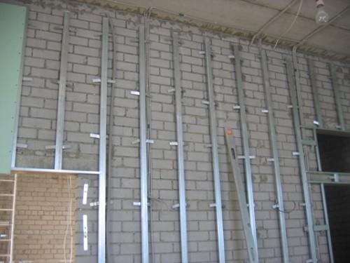 Как работать с гипсокартоном. Работа с профилями