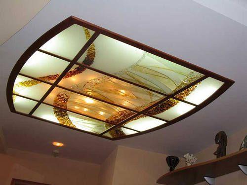 Навесной потолок из оргстекла. Особенности материала