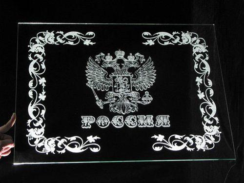 Как сделать светящуюся надпись на оргстекле. Гравировка на оргстекле: описание процесса