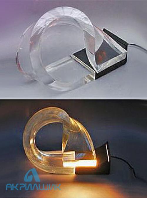 Светодиодный светильник из акрилового стекла и дерева. Светодиодный светильник из дерева и акрила 05