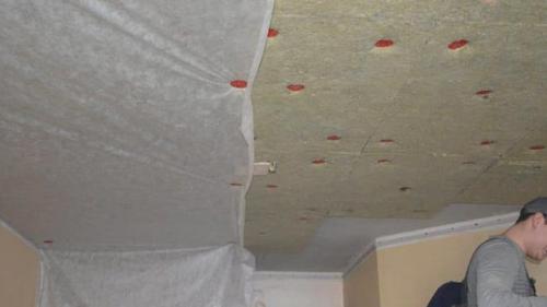 Шумоизоляция потолка без каркаса. Преимущества и недостатки современных материалов для шумоизоляции потолка