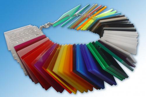 Оргстекло на потолок. Особенности оргстекла