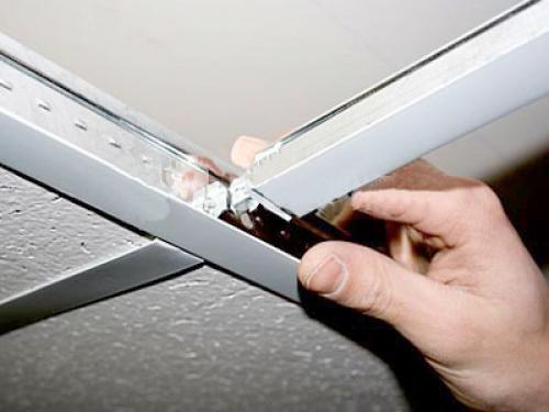 Светящийся потолок из оргстекла. Достоинства и недостатки зеркального потолка 02