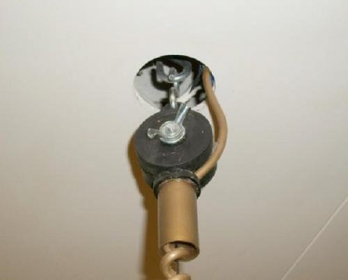 Как повесить светильник на стену из гипсокартона. Способы крепления люстры к потолку из гипсокартона