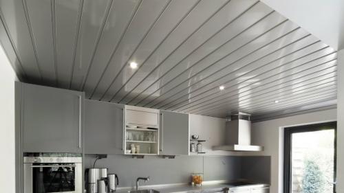 Подвесной алюминиевый реечный потолок. Конструкция реечного потолка