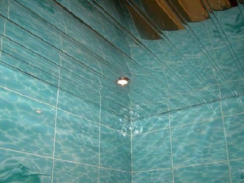 Панели на потолок в ванной комнате. (+85 фото) Красивая отделка потолка в ванной комнате панелями ПВХ 85 фото 15 Панели на потолок в ванной комнате. (+85 фото) Красивая отделка потолка в ванной комнате панелями ПВХ 85 фото 15