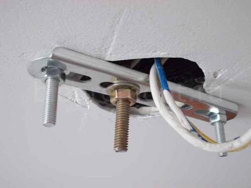 Крепление люстры к потолку. Способы крепления 10 Крепление люстры к потолку. Способы крепления 10