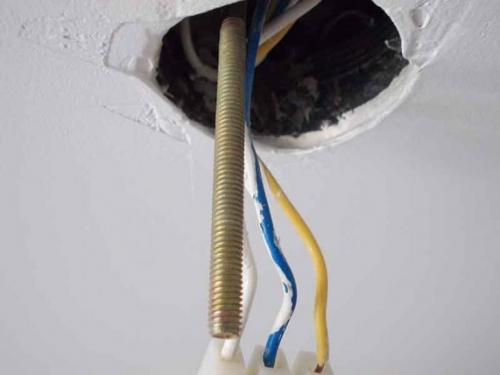 Крепление люстры к потолку. Способы крепления 08 Крепление люстры к потолку. Способы крепления 08