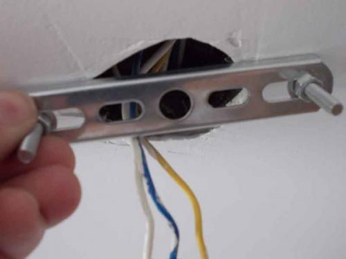 Крепление люстры к потолку. Способы крепления 04 Крепление люстры к потолку. Способы крепления 04