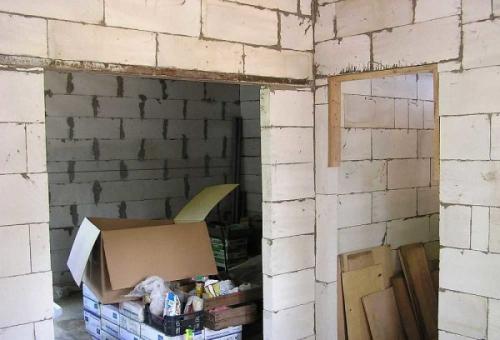 Перегородка из газоблока на теплый пол. Проемы в газосиликатных перегородках