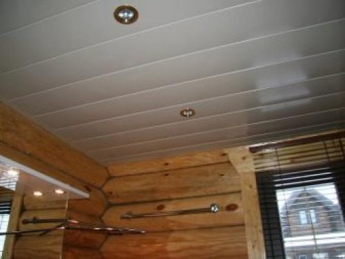 Монтаж потолочных панелей ПВХ своими руками. Выбор и отличие от стеновых 08 Монтаж потолочных панелей ПВХ своими руками. Выбор и отличие от стеновых 08