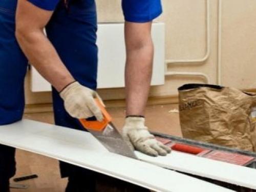 Правила монтажа панелей пвх на стену или потолок. Какие материалы и инструменты понадобятся? 14 Правила монтажа панелей пвх на стену или потолок. Какие материалы и инструменты понадобятся? 14