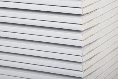 Как крепить гипсокартон к деревянной стене без каркаса. Как крепить гипсокартон к стене без профиля и обрешетки