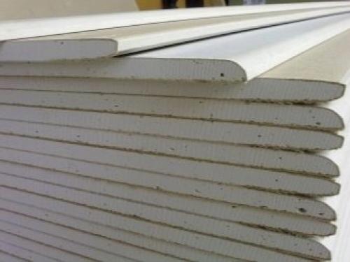 Финальная стадия крепления гипсокартона на потолок. Разметка периметра 08 Финальная стадия крепления гипсокартона на потолок. Разметка периметра 08