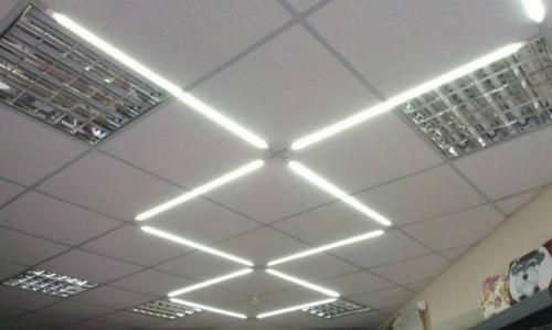 Характеристики подвесных потолков армстронг. Виды подвесного потолка армстронг