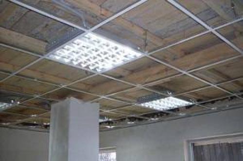 Как сделать подвесной потолок Армстронг своими.. Преимущества и недостатки 11