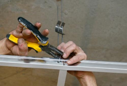 Составляющие потолка армстронг. Устройство навесного потолка «Армстронг»