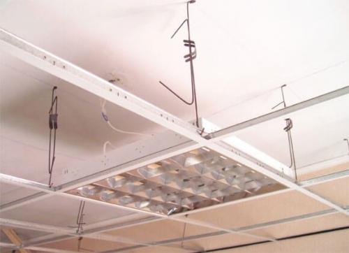 Устройство подвесных потолков типа армстронг. Перечень необходимых материалов и инструментов 01 Устройство подвесных потолков типа армстронг. Перечень необходимых материалов и инструментов 01