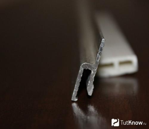 Крепление профиля для натяжного потолка. Установка профиля для винилового потолка 02 Крепление профиля для натяжного потолка. Установка профиля для винилового потолка 02