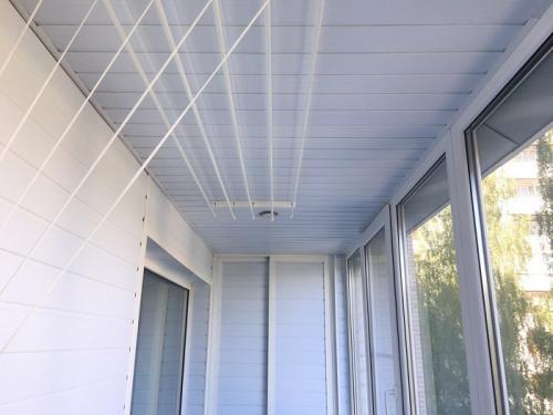 Реечный потолок своими руками. Виды реечных потолков