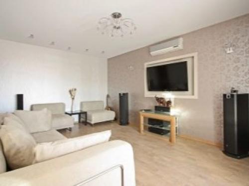 Как сделать крепление натяжного потолка своими.. Штапиковая система (клиновая) 03 Как сделать крепление натяжного потолка своими.. Штапиковая система (клиновая) 03