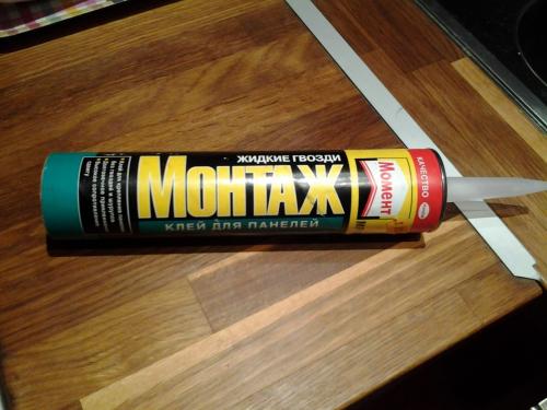 Как крепить пластиковые панели на потолок без обрешетки. Как правильно выбрать клей для монтажа