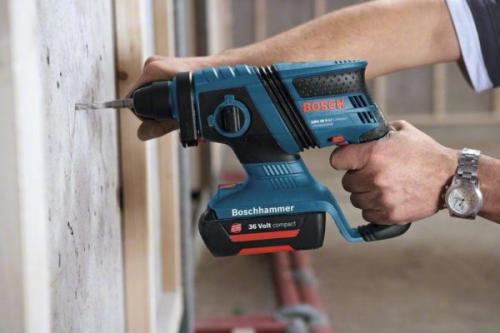 Крепление профиля между собой. Этап №1 – крепление направляющих элементов к поверхности