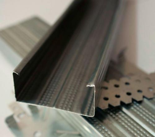 Стык гипсокартона и натяжного потолка. Способы крепления