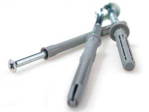 Крепление направляющего профиля к стене. Этап №1 – крепление направляющих элементов к поверхности